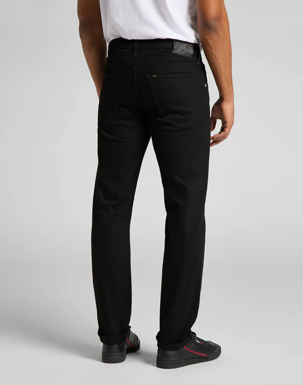 daren-clean-black-ae32-clean-black-