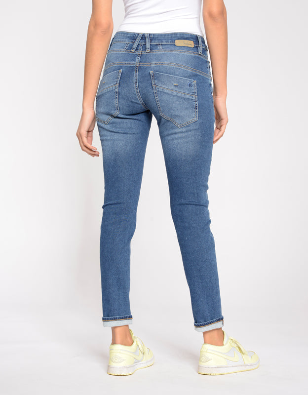 gerda-relaxed-fit