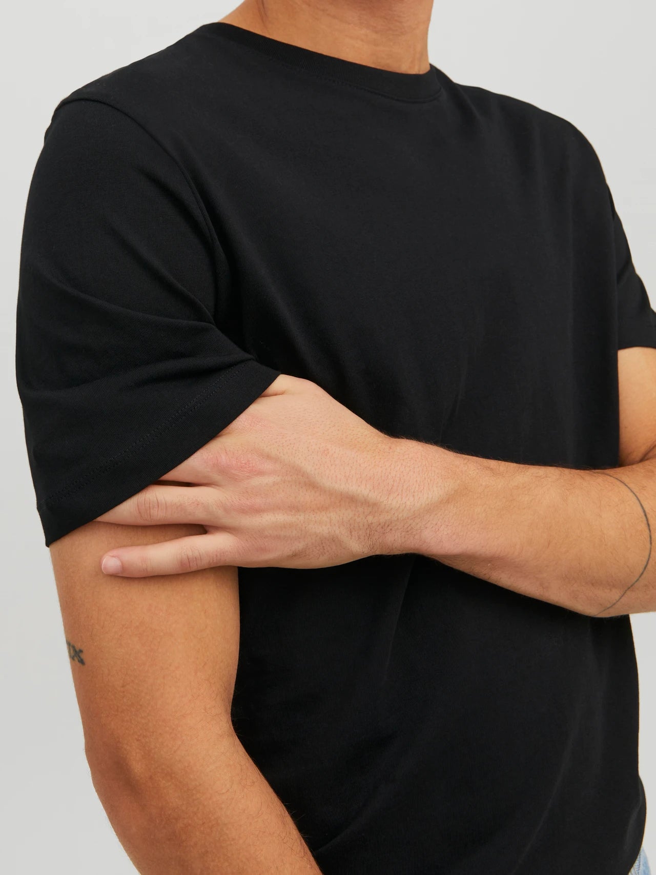 jjeorganic-basic-tee-black-