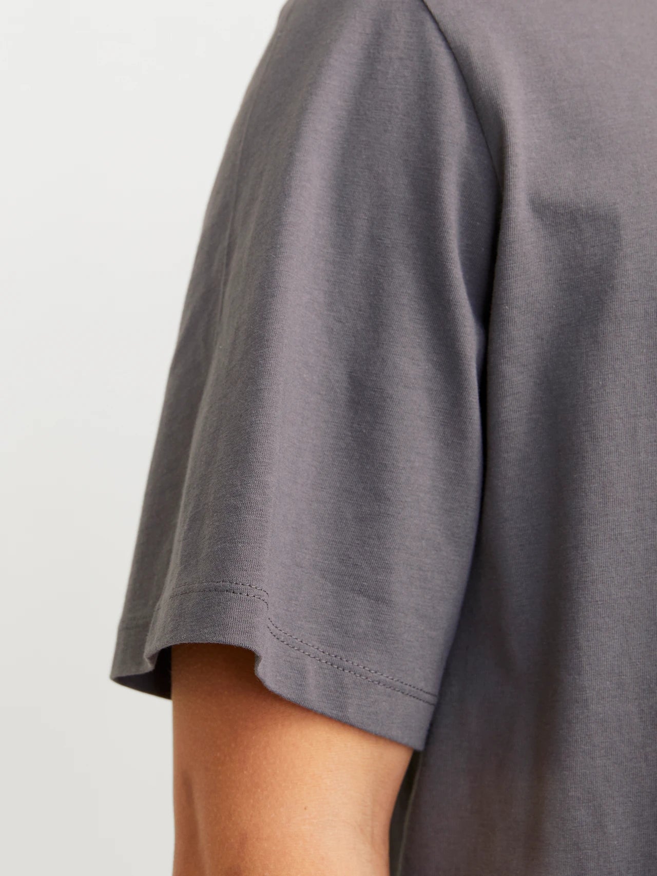 jjeorganic-basic-tee-castlerock-