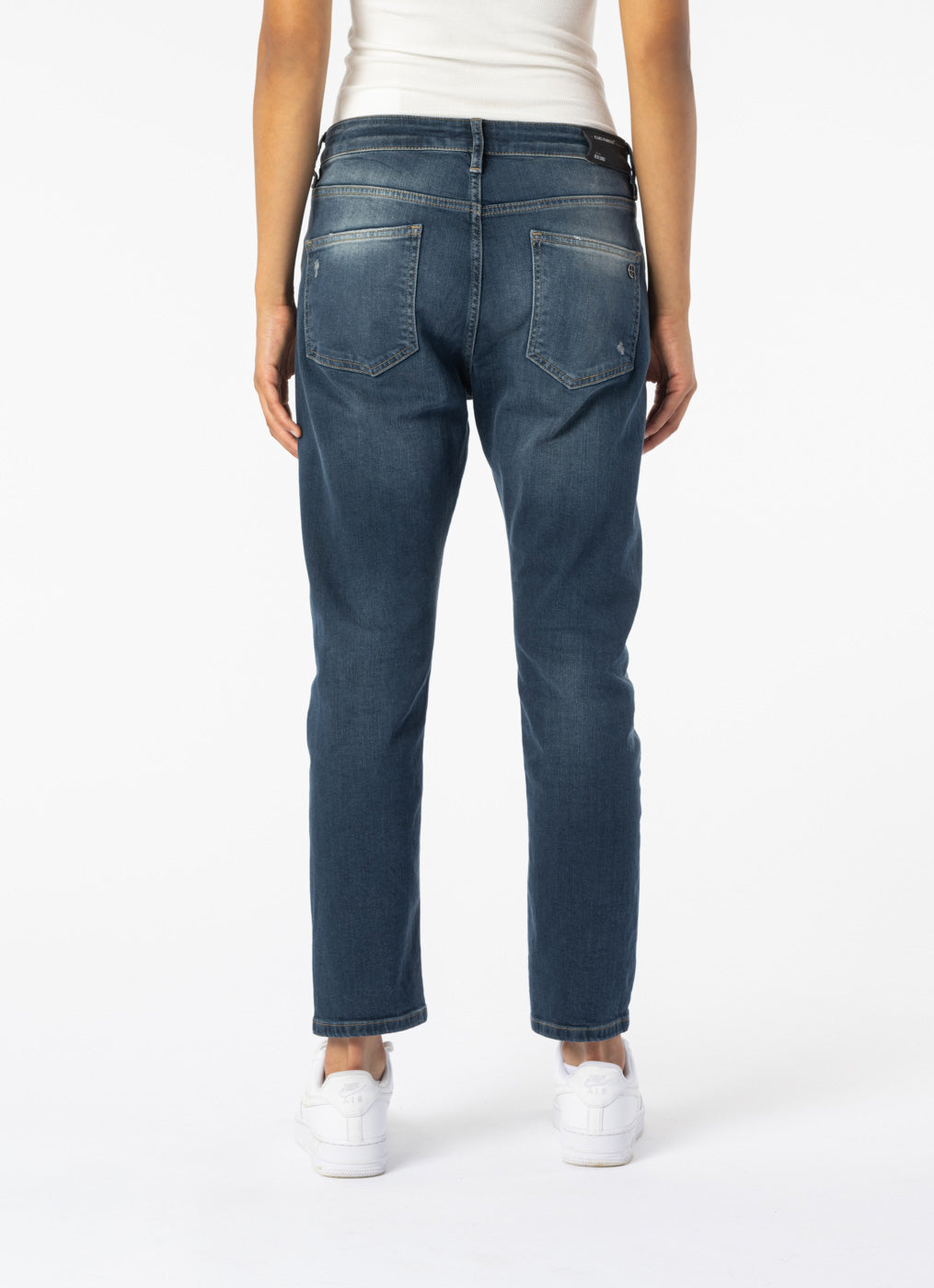 lani-relaxed-fit
