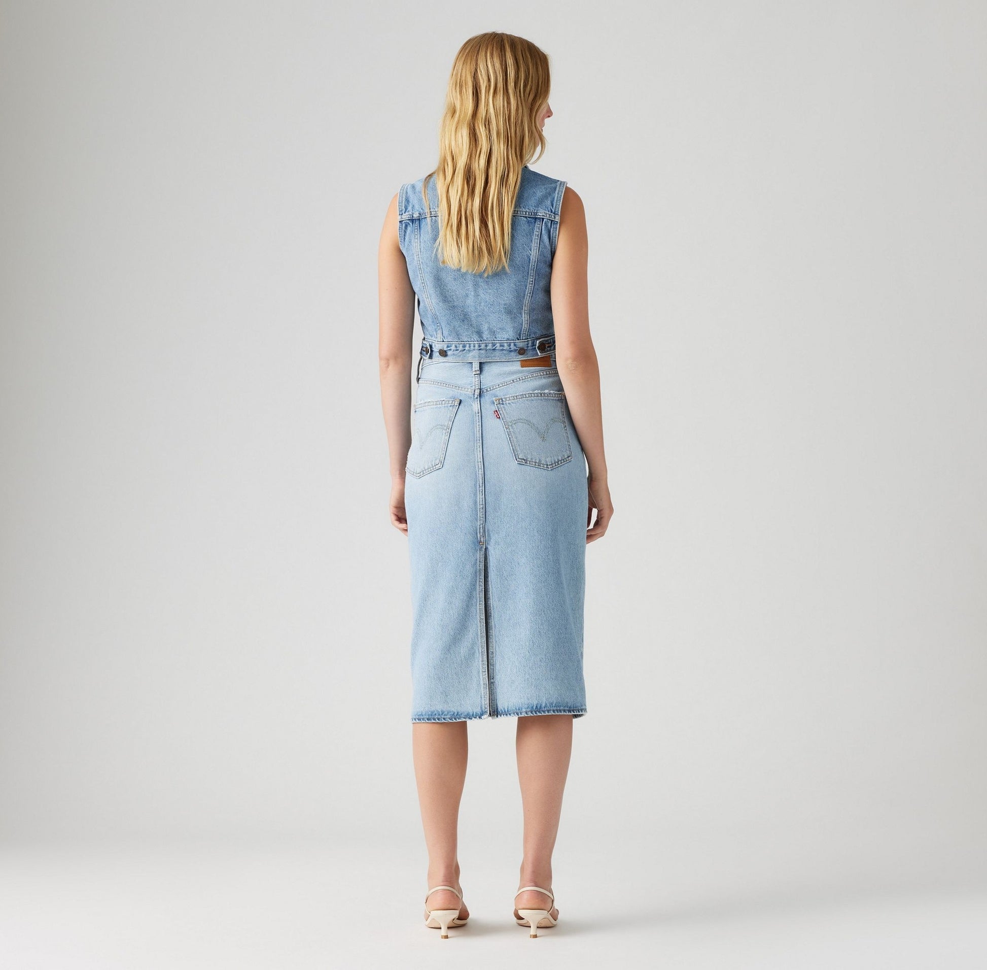 levi's®-high-rise-back-slit-skirt---riveting-clean-hem-jupes