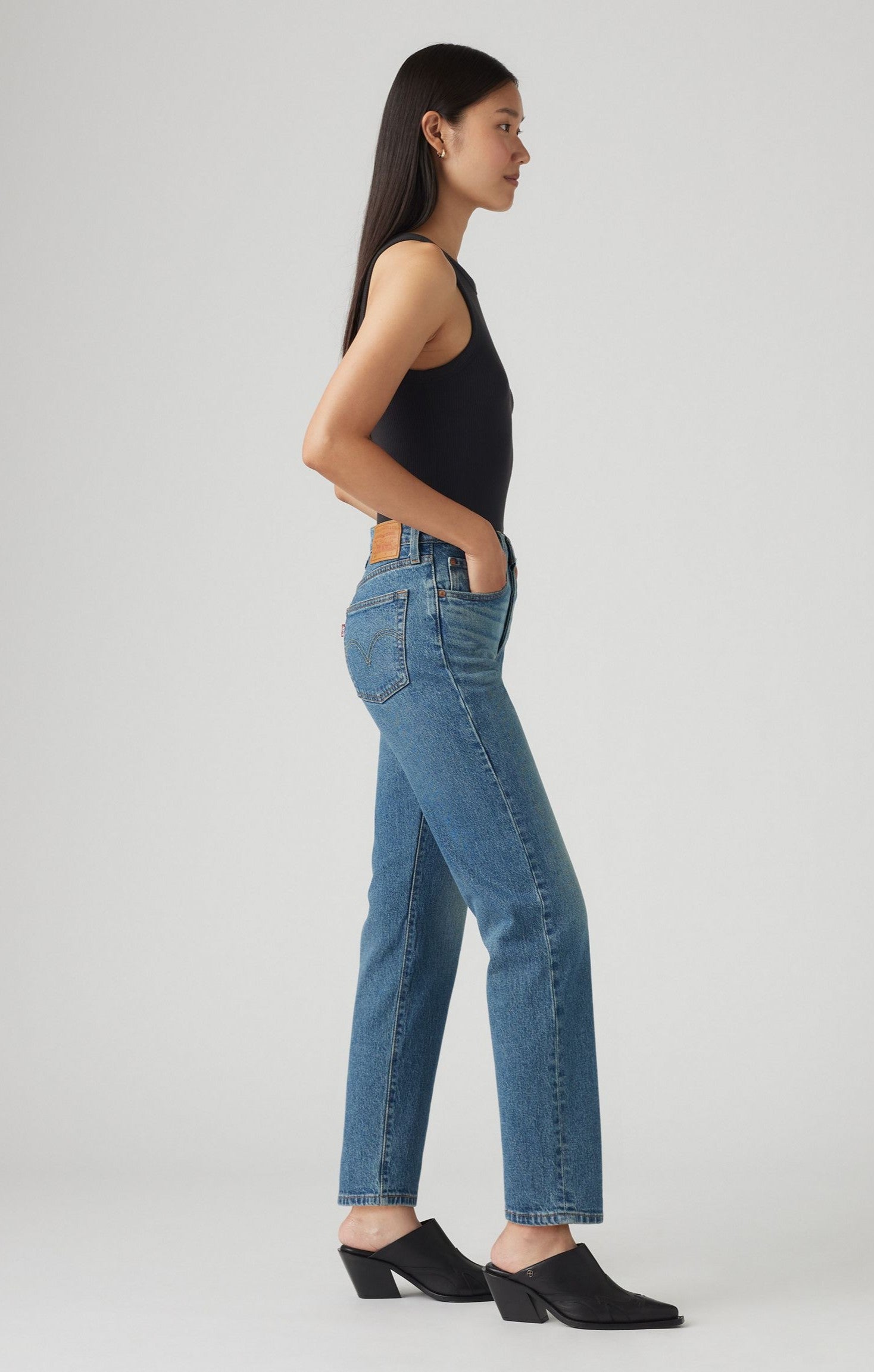 levi's®501®-crop-jeans---stand-off-straight-fit