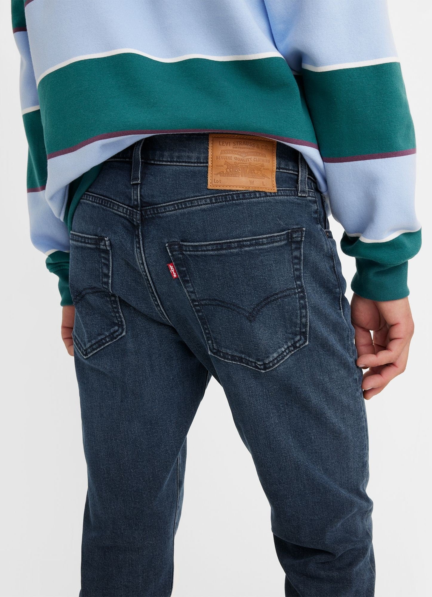 levi's®512™-slim-tapered-jeans---dark-blue-stonewash-tapered-fit