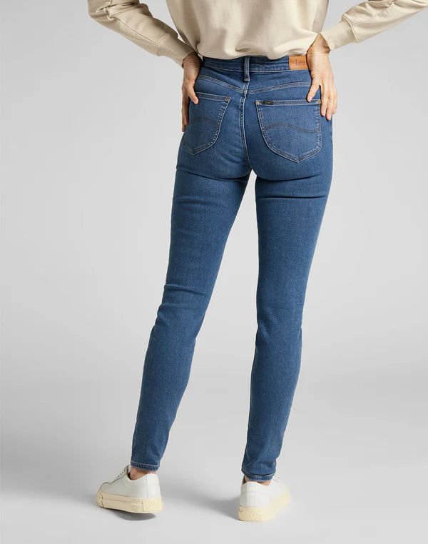 scarlett-high-mid-copan-iw31-mid-copan-