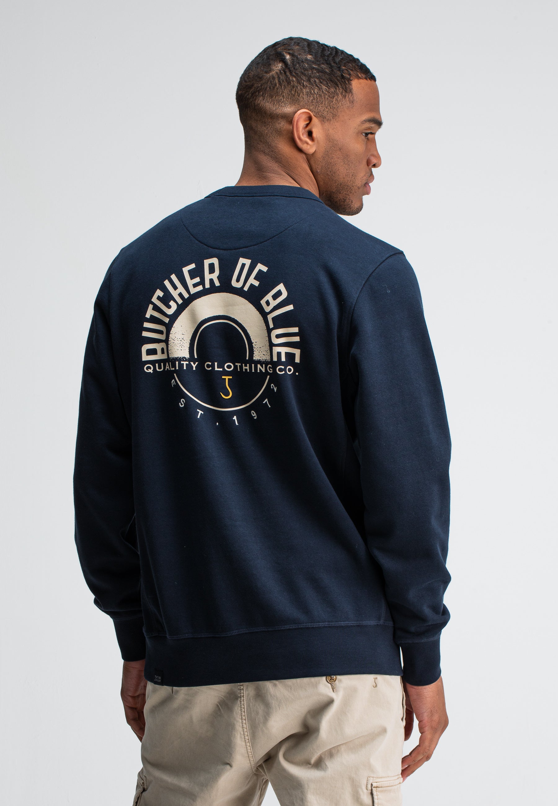 sweatshirt-