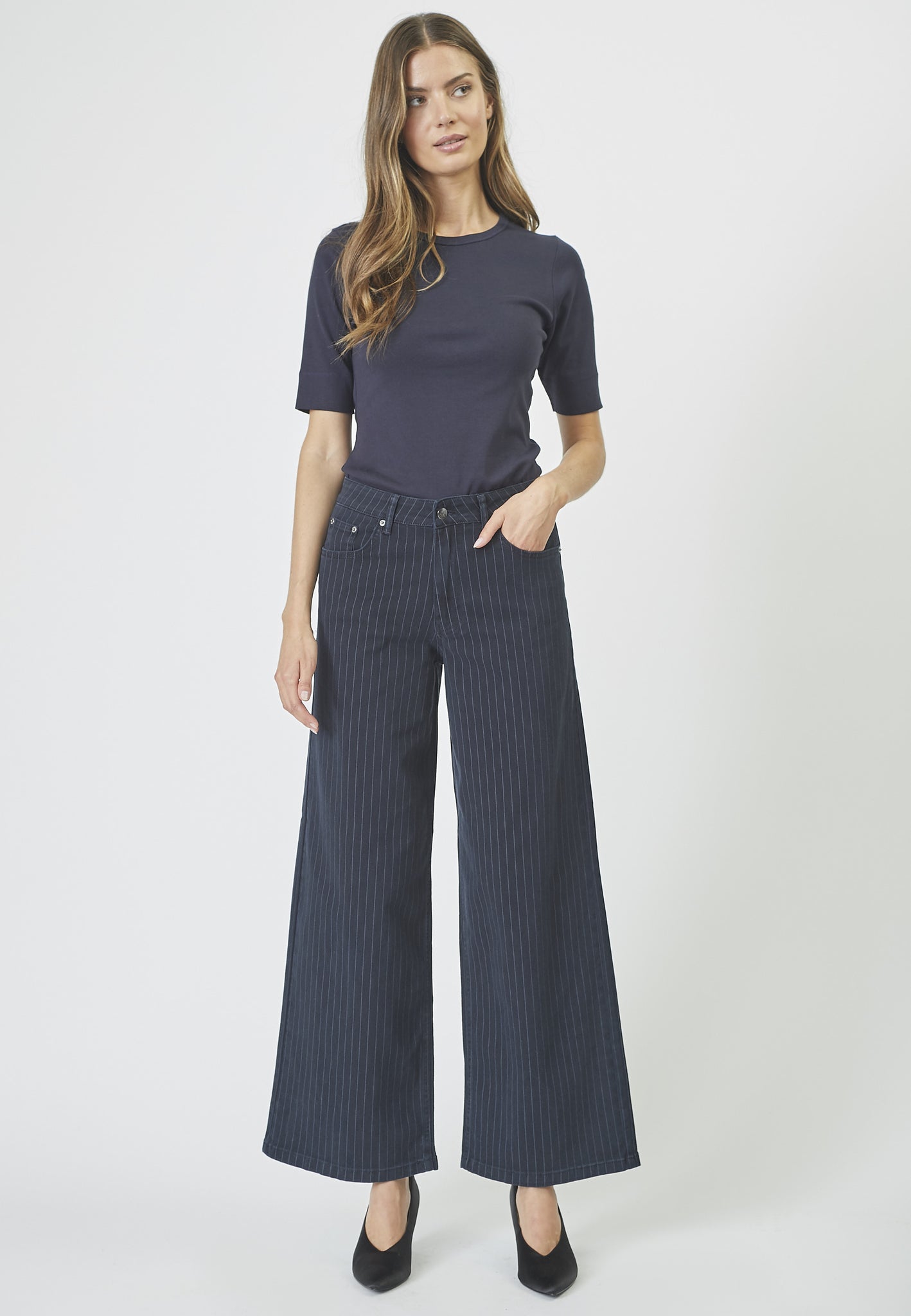 wide-jeans-